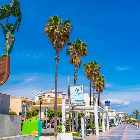 Stunning In With Outdoor Swimming Pool, Wifi And 1 Bedrooms Apartamento
